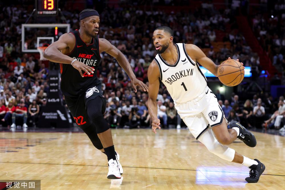 全场观众的 全场观众的